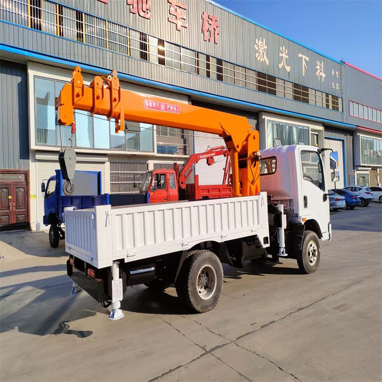 北埔乡三轮随车吊定制 农用改装机自备吊中瑞长期出售